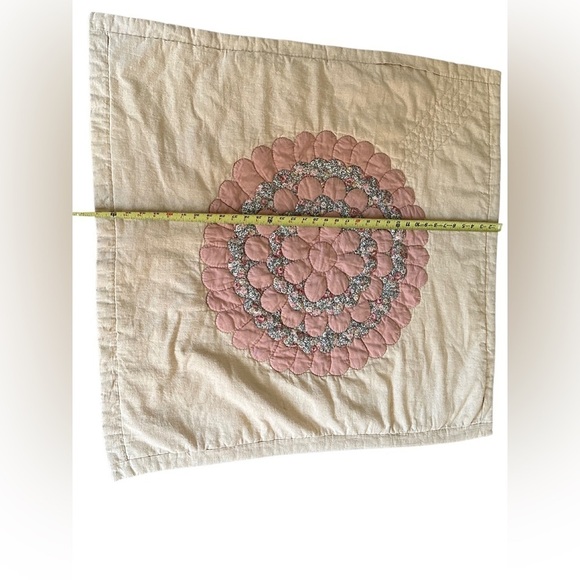 Baby Pink Floral Needle Point Vintage Crib Blanket Play Mat Thick Fabric - Picture 5 of 7